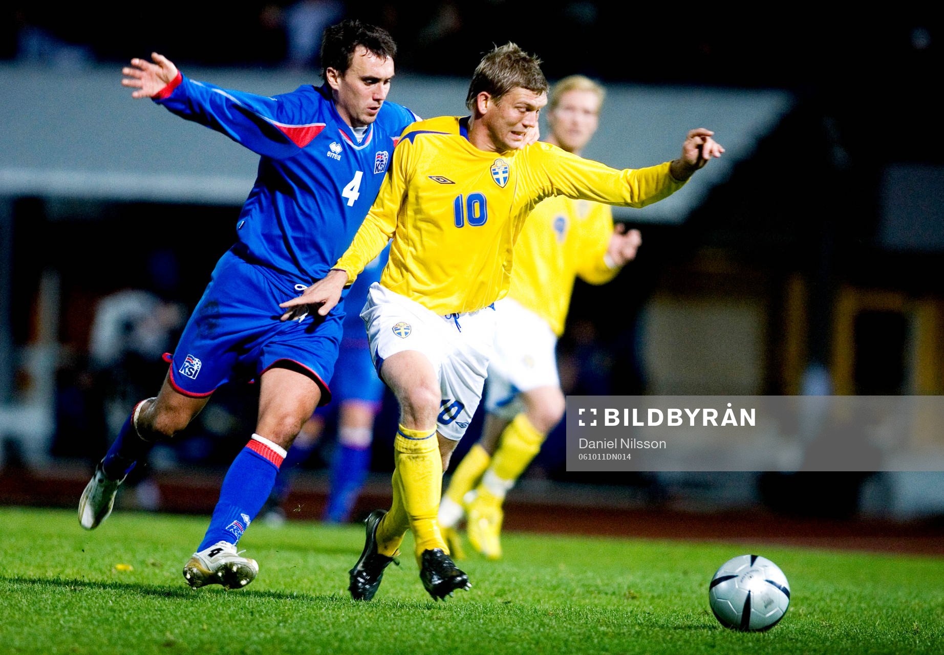 Marcus Allbäck, Sverige och Arnar Vidarsson, Island