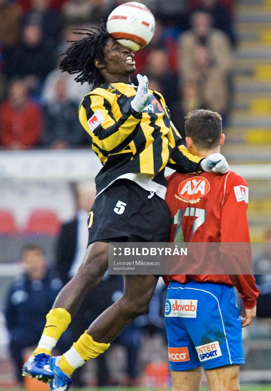 Jimmy Dixon nickar undan