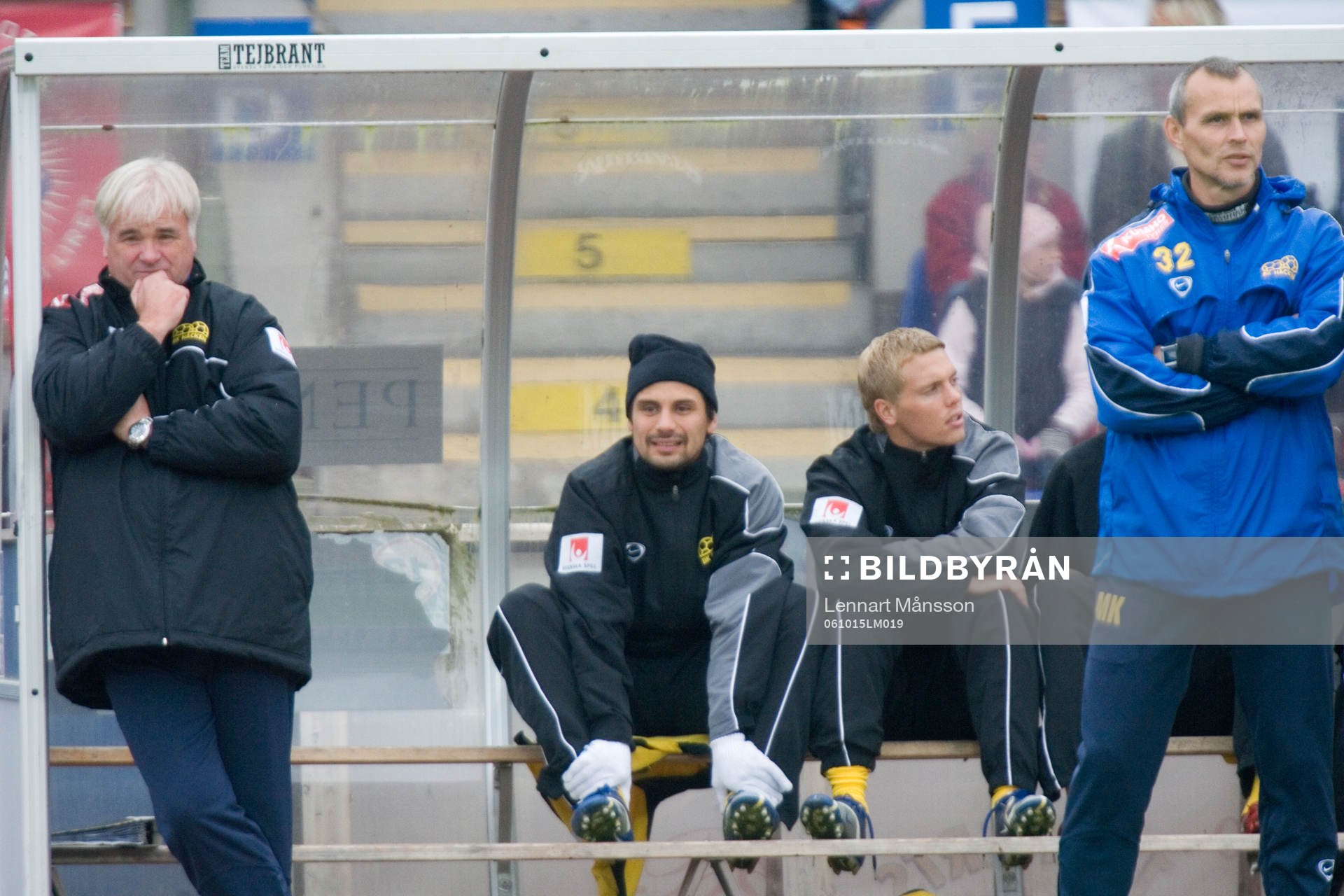 Reine Almqvist, tränare, Häcken. Spelare på bänken