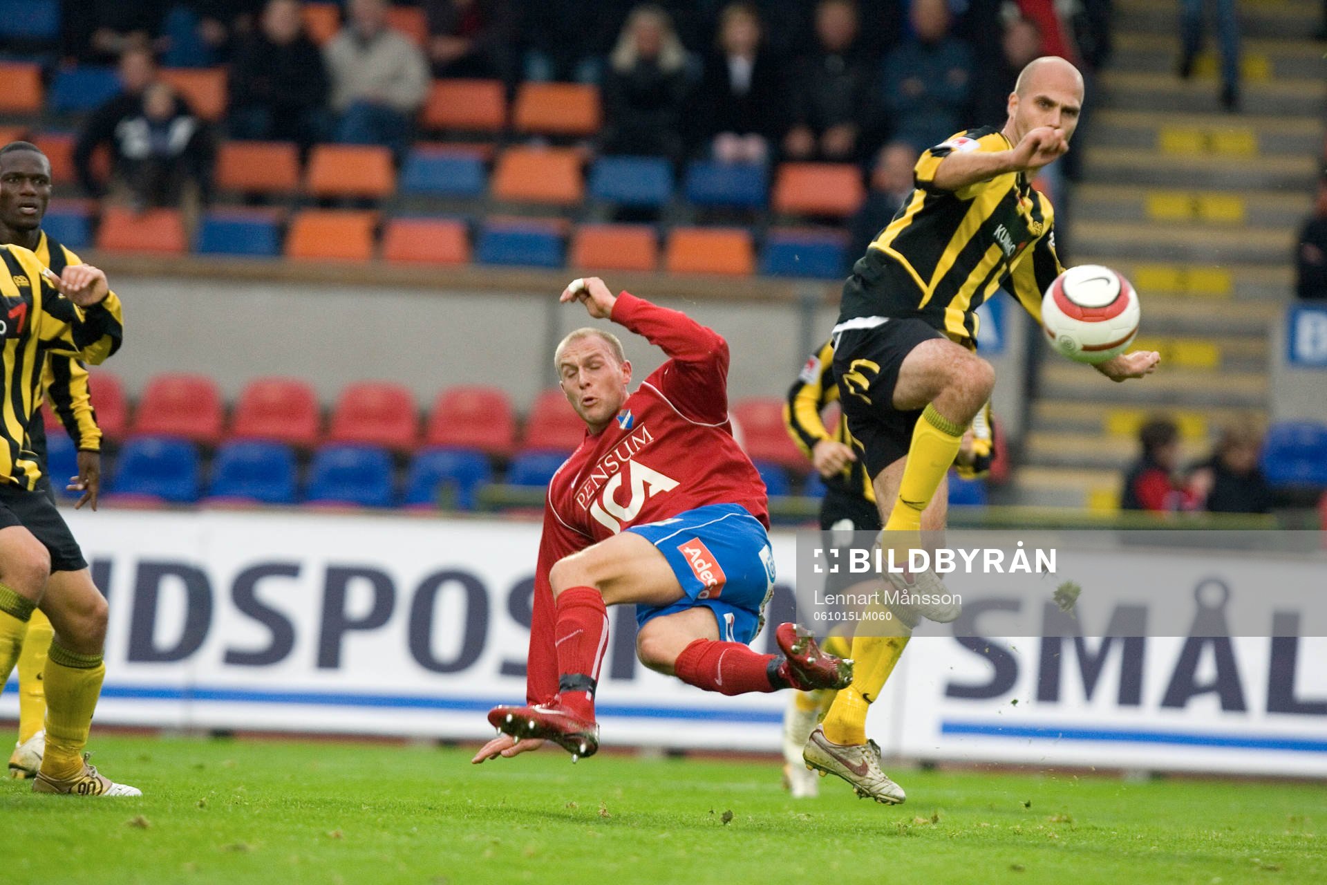 Teddy Lucic, Häcken, i närkamp