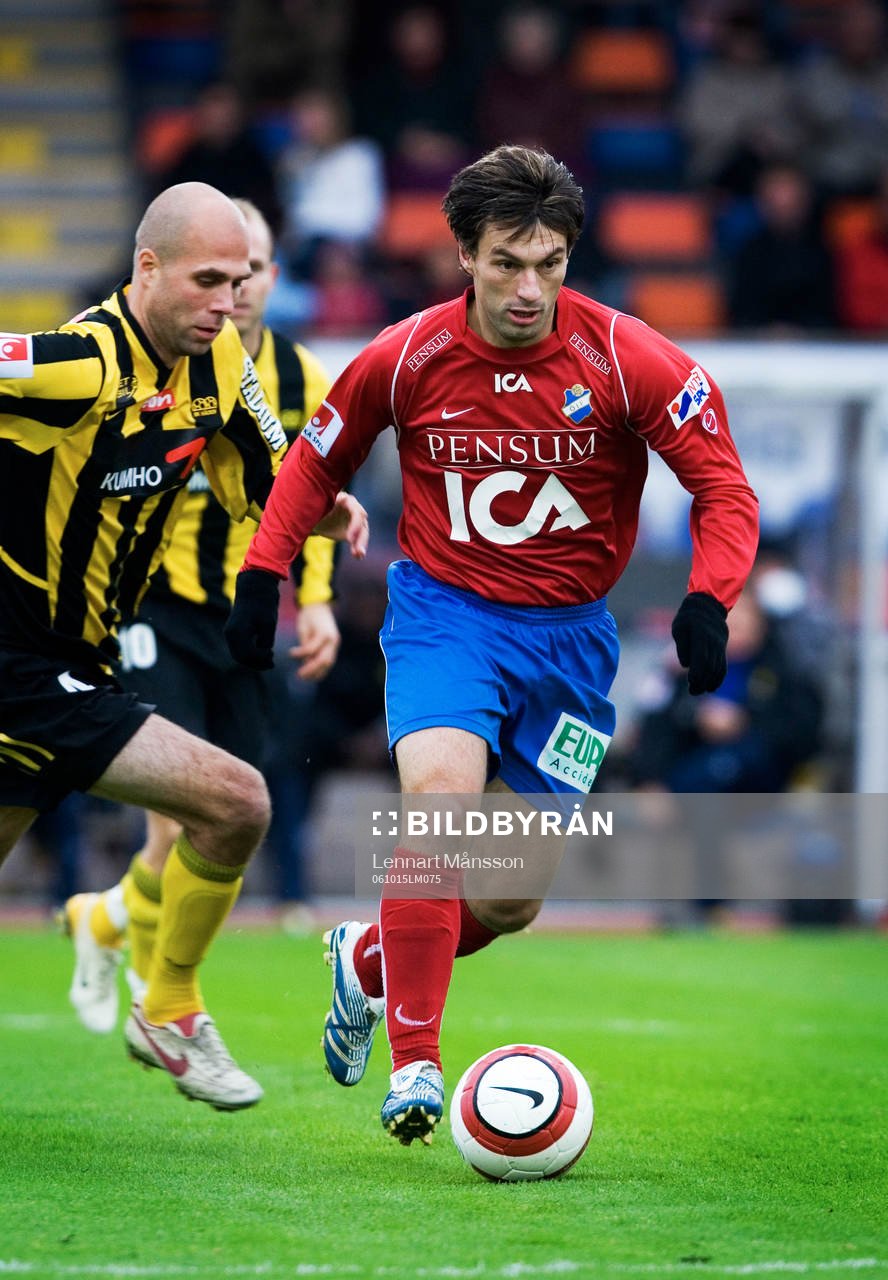  Paulo Figueiredo, Öster jagas av Teddy Lucic, Häcken