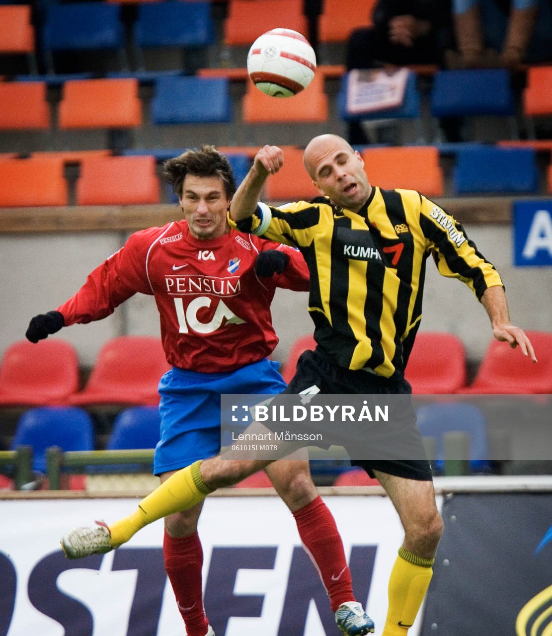 Teddy Lucic, Häcken i nickduell, nick med Paulo