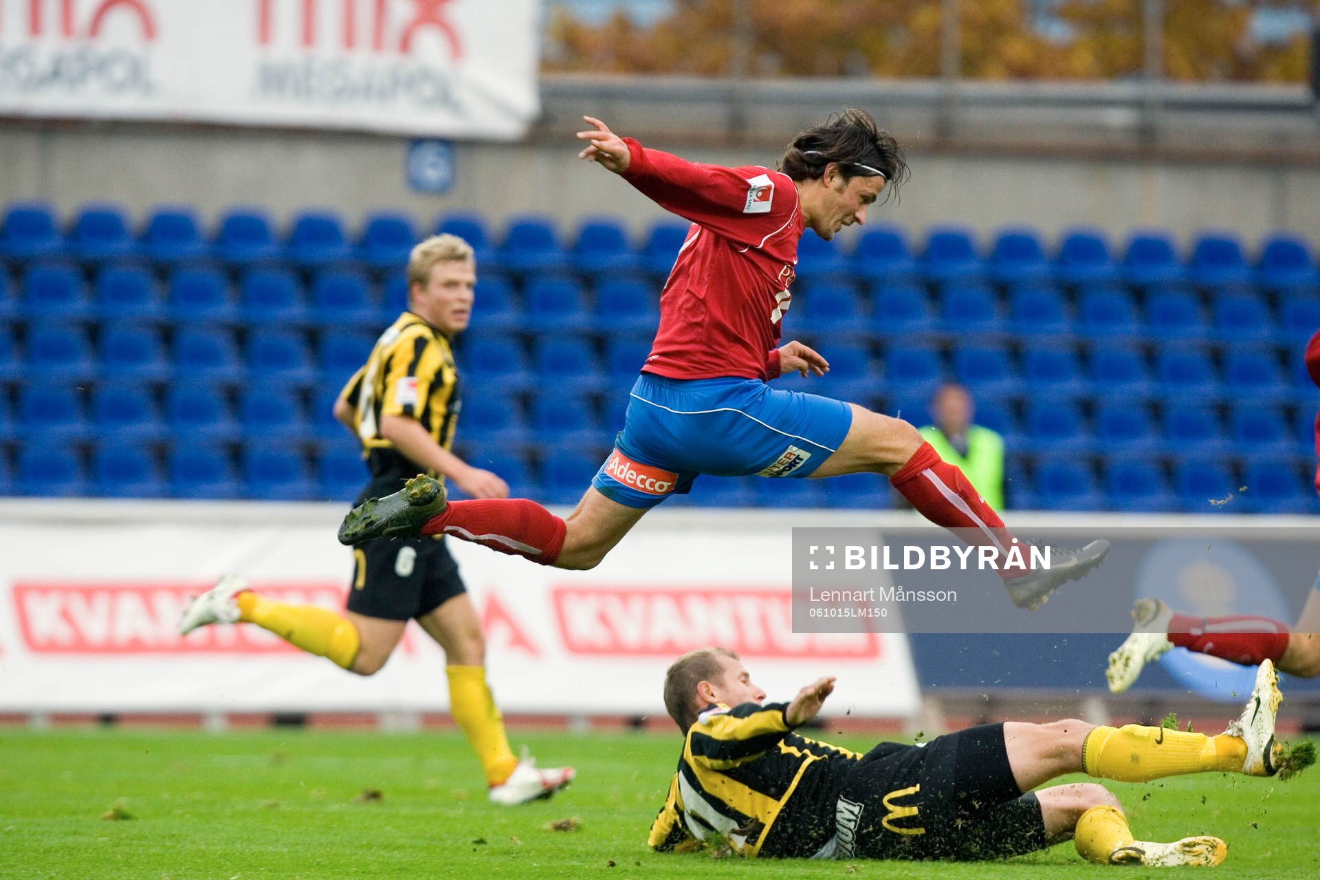 Pavel Zavadil, Öster, hoppar över Häckenspelare
