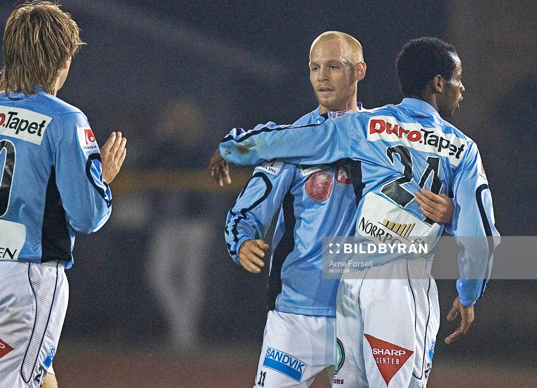 Johan Claesson klappas om