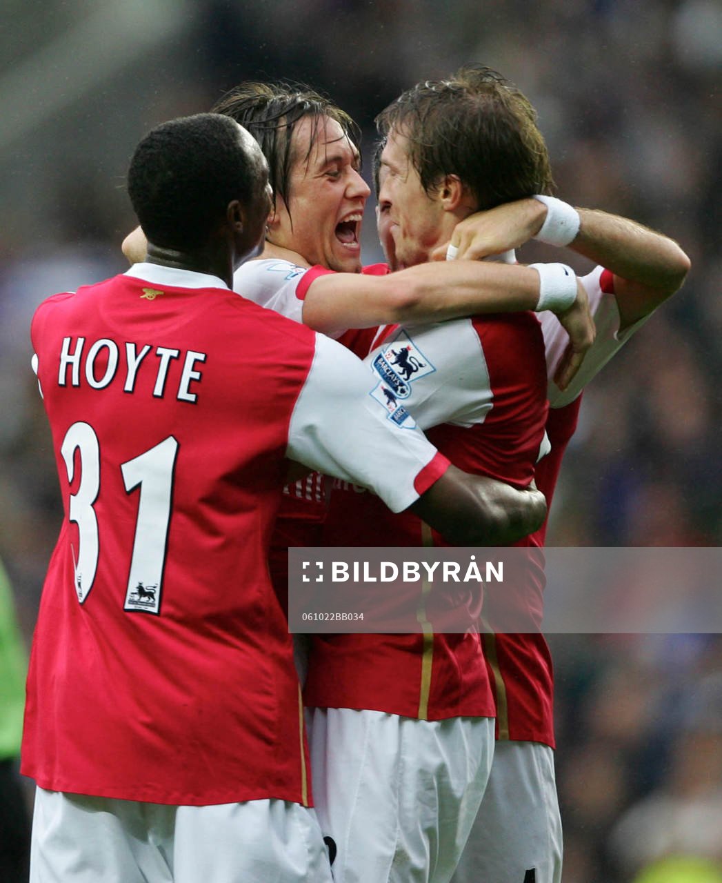 Alexander Hleb, Arsenal grattas av Thomas Rosicky. Jubel