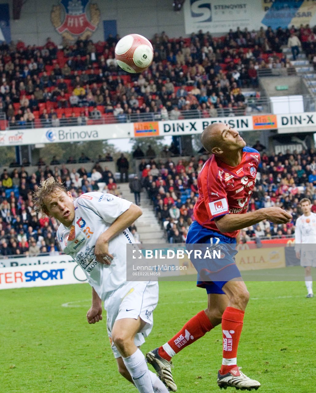   Henrik Henke Larsson missade massor med chanser.