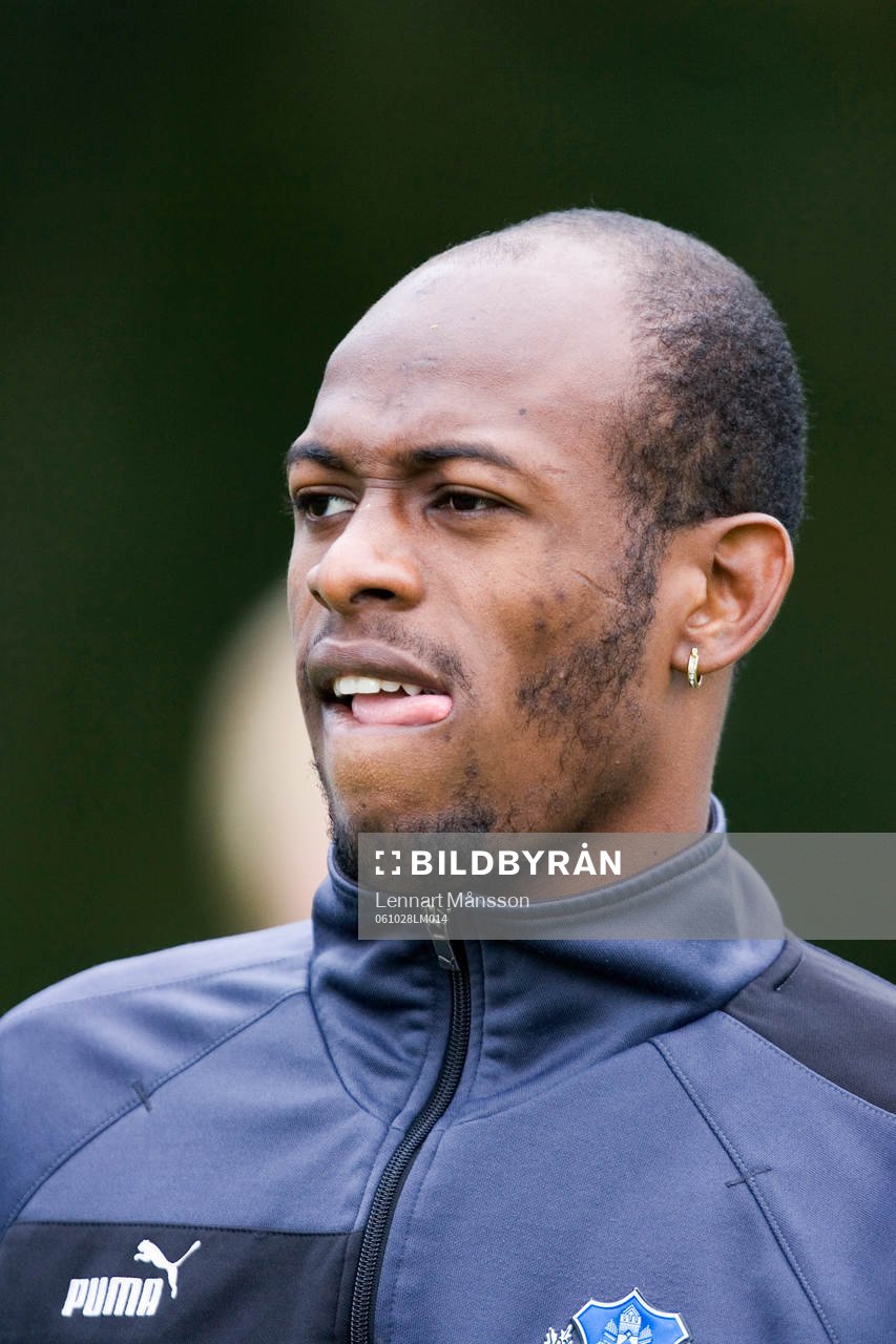 Luton Shelton, Helsingborg, tungan rätt i mun