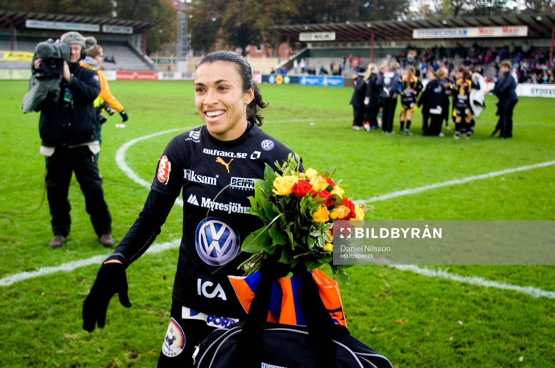 Umeå är svenska mästare. Martha Da Silva, Umeå, glad