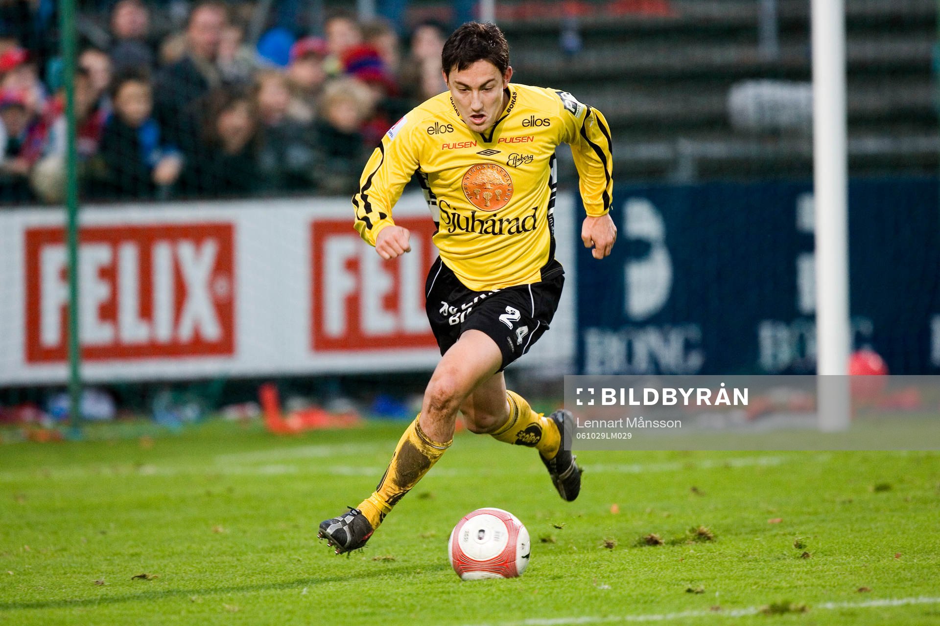 Stefan Ishizaki Elfsborg springer med bollen