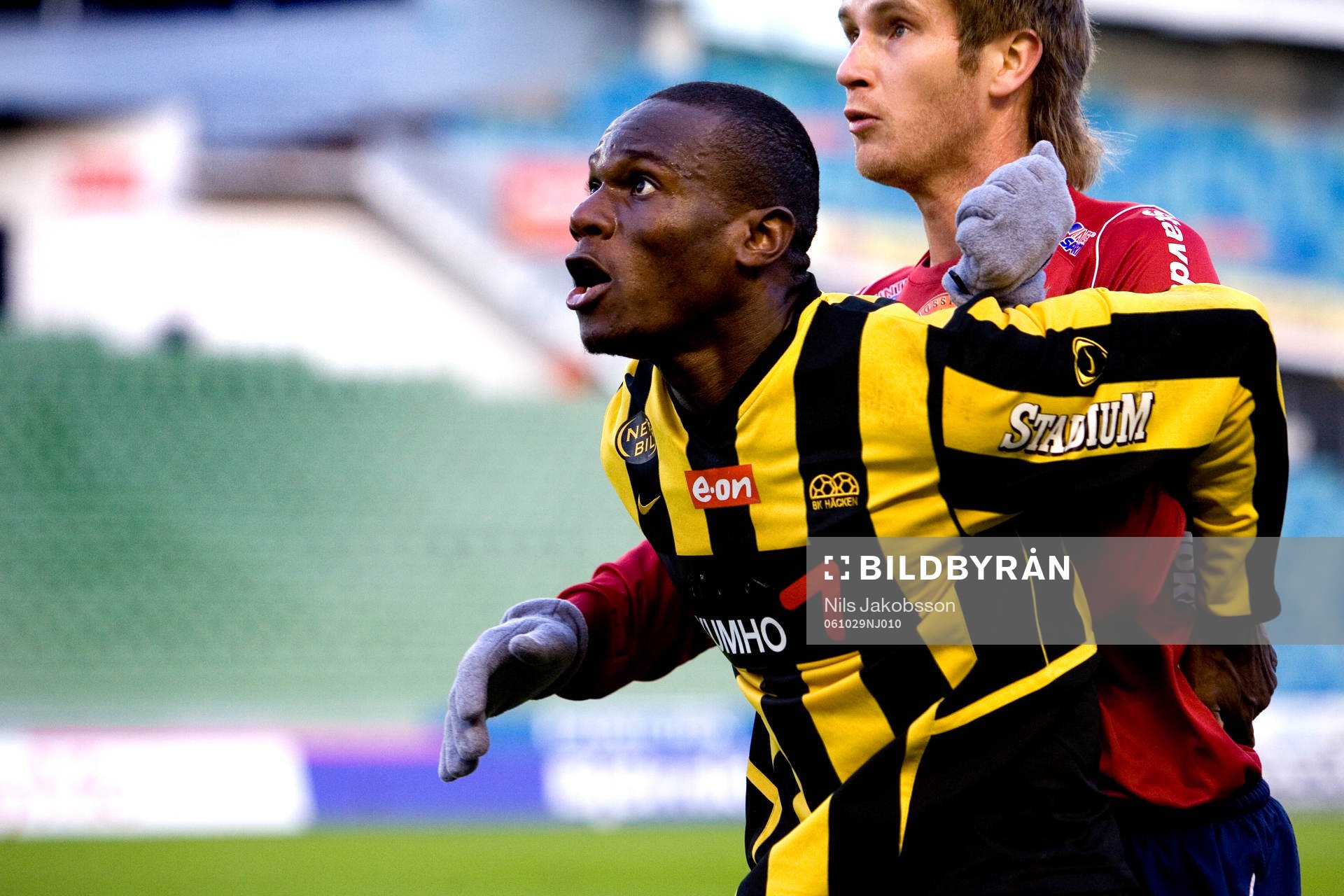 Robert Mambo Mumba, Häcken