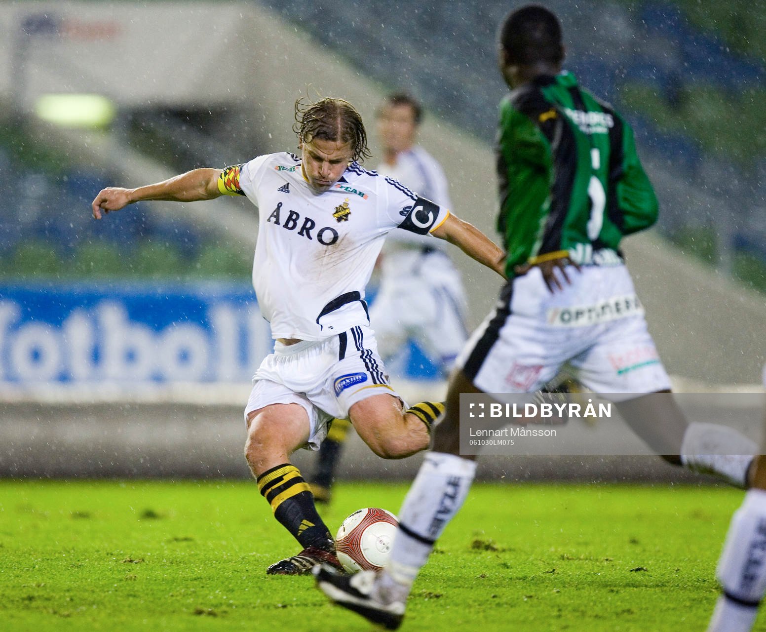 Daniel Tjernström nära ge AIK ledningen med ett rungande
