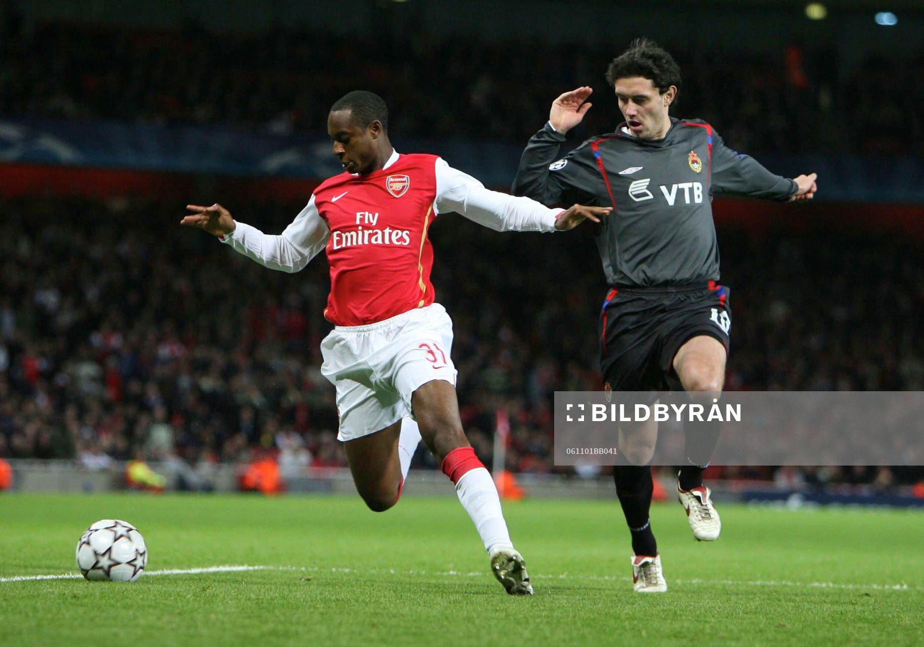 Justin Hoyte, Arsenal och Yuri Zhirkov, Moskva