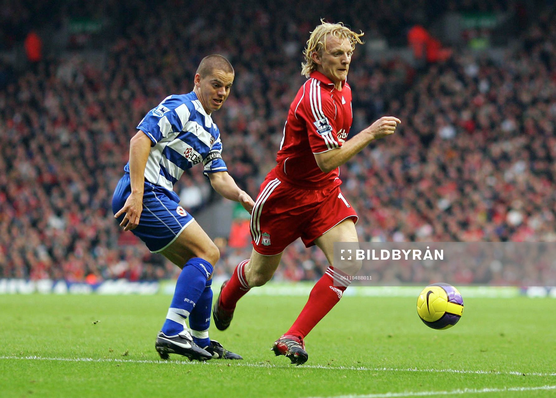 Dirk Kuyt, Liverpool och Ivar Ingimarsson, Reading