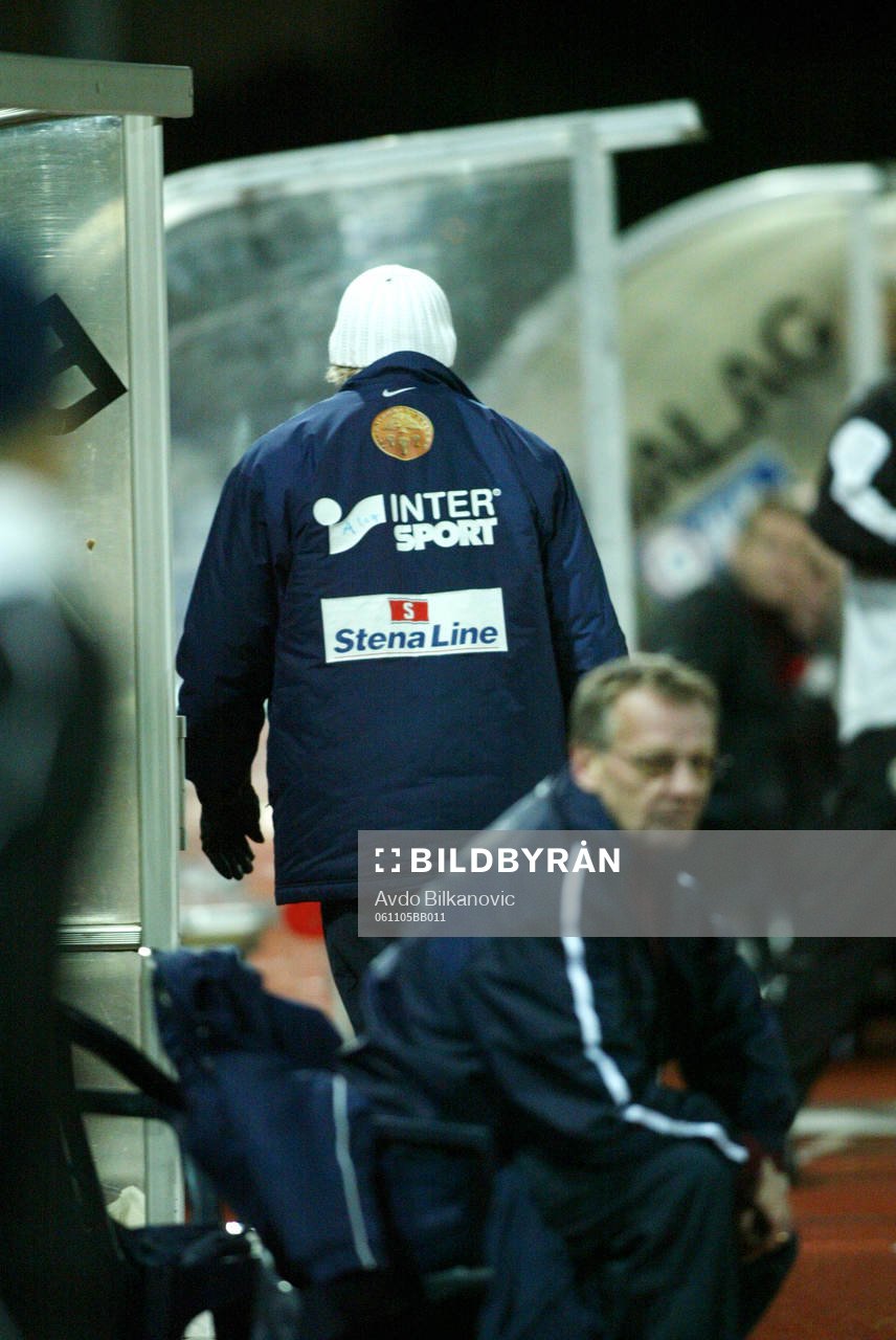 Martin Strömberg, lämnar fotbollsplan, Örgryte, depp