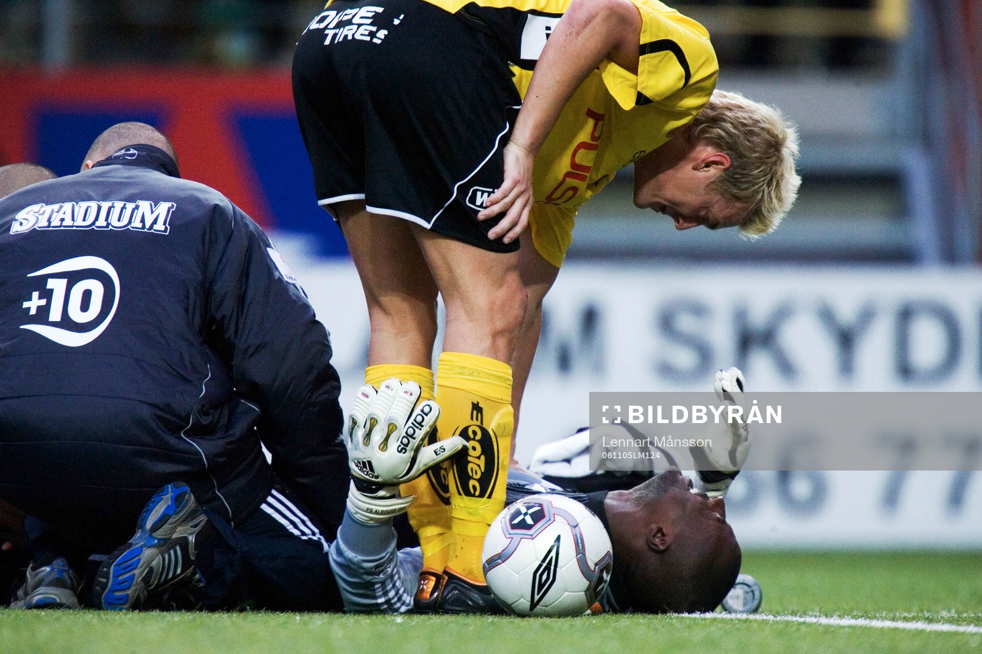 Mathias Svensson, Elfsborg ser till Pa Dembo Tourray,