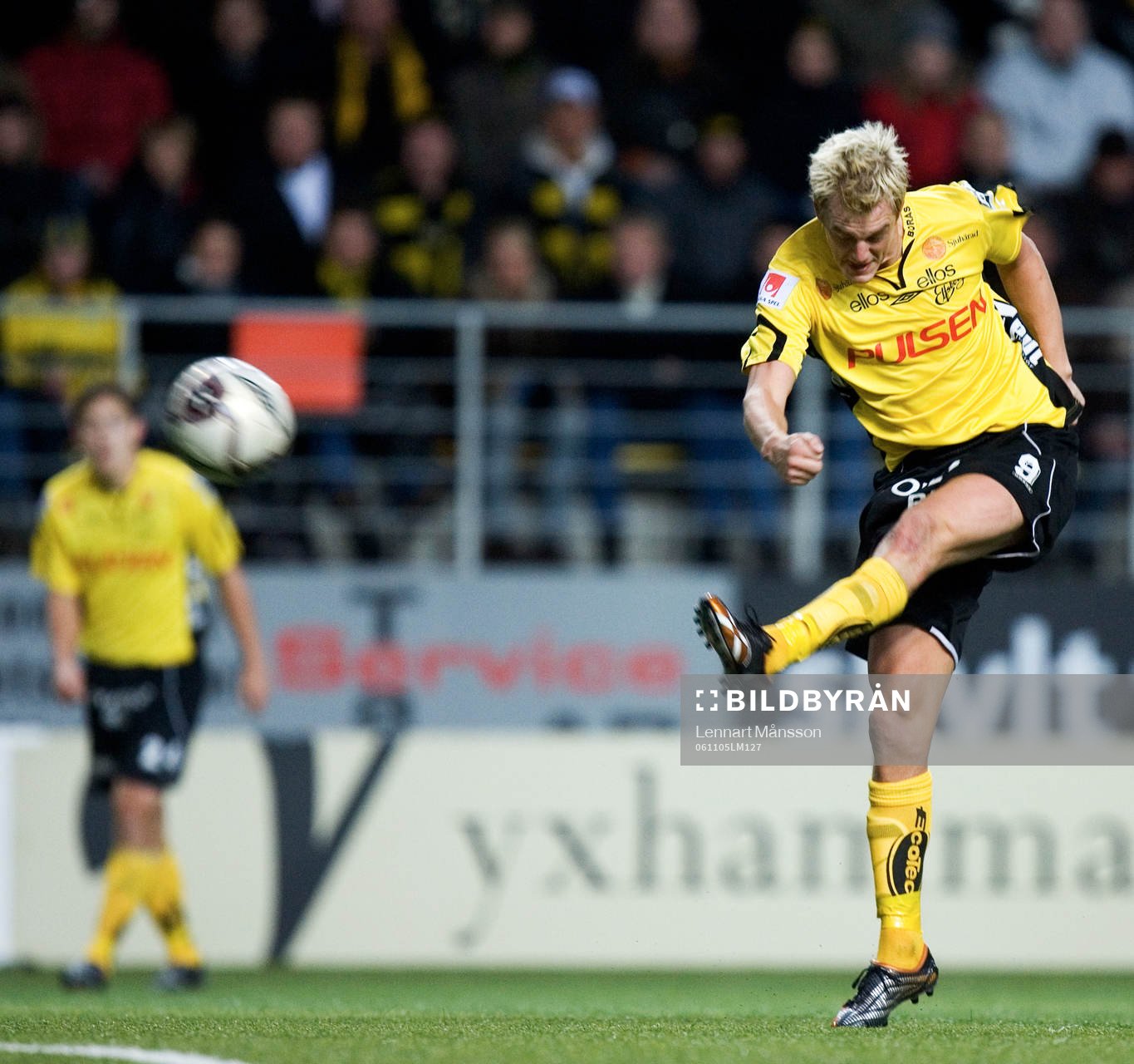 Mathias Svensson, Elfsborg, skjuter skott, drar till