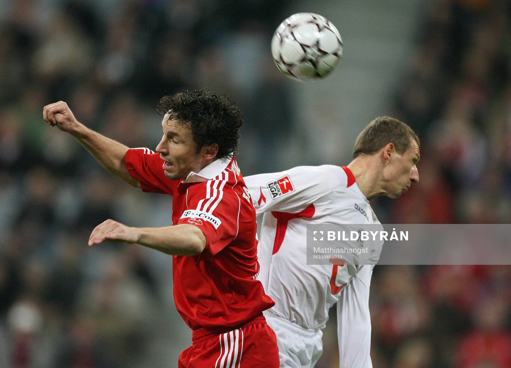  Mark van Bommel och Dariusz Zuraw.