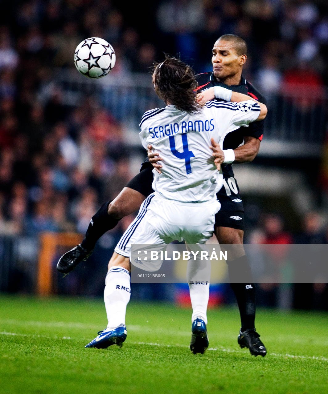 Sergio Ramos, Real Madrid och Florent Malouda, Lyon
