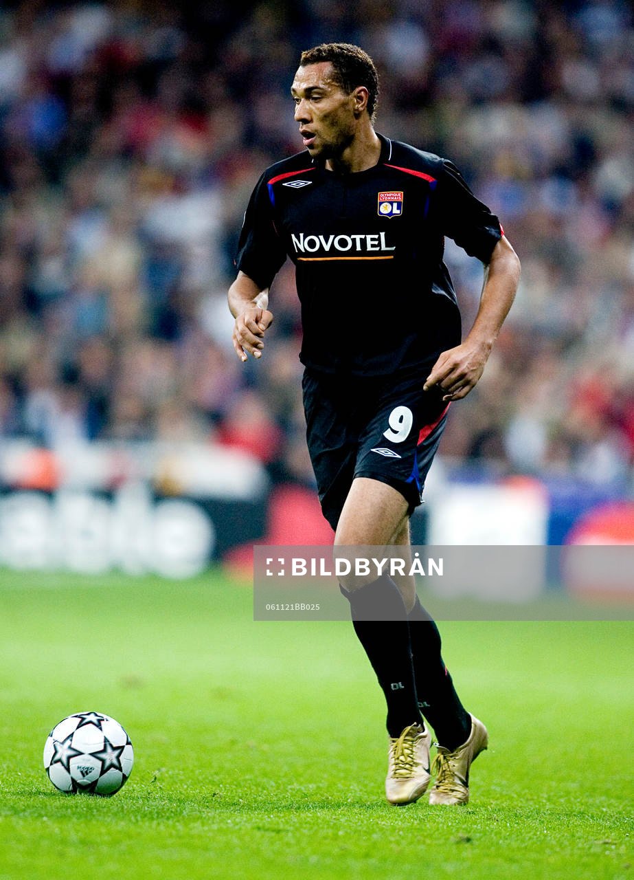 Fotboll, Champions League, John Carew, Lyon