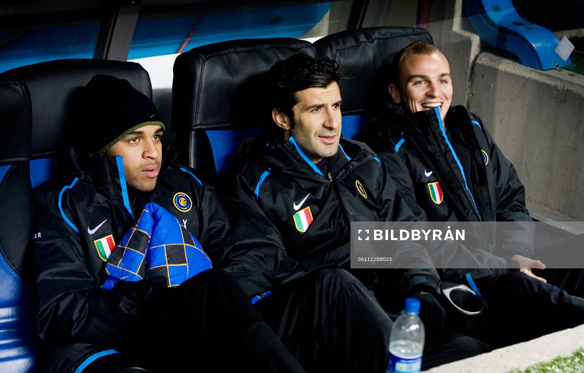 avbytarbänk, Inter, Adriano, Luis Figo och Esteban