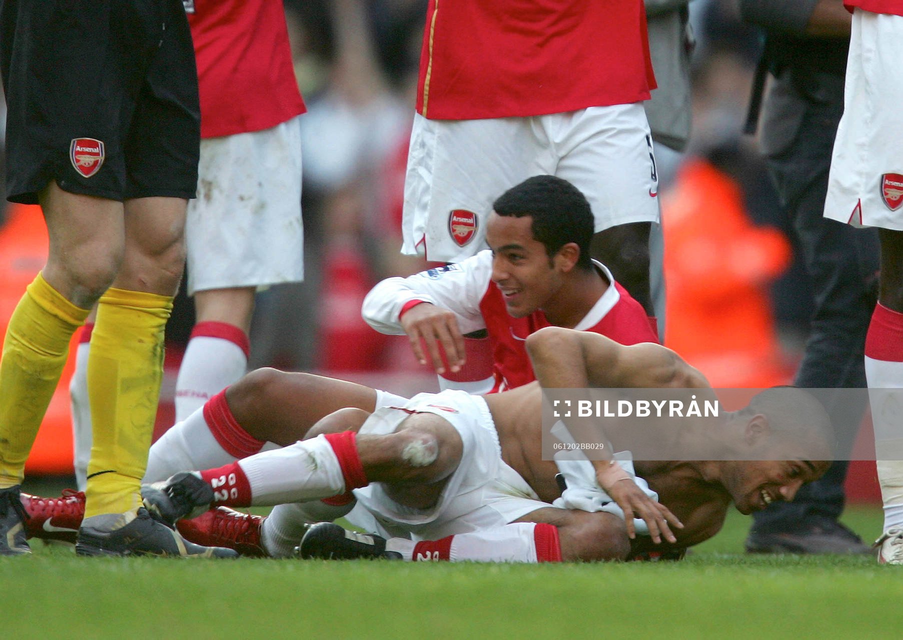  Theo Walcott och Gael Clichy, Arsenal, jubel efter seger med 3-0. 