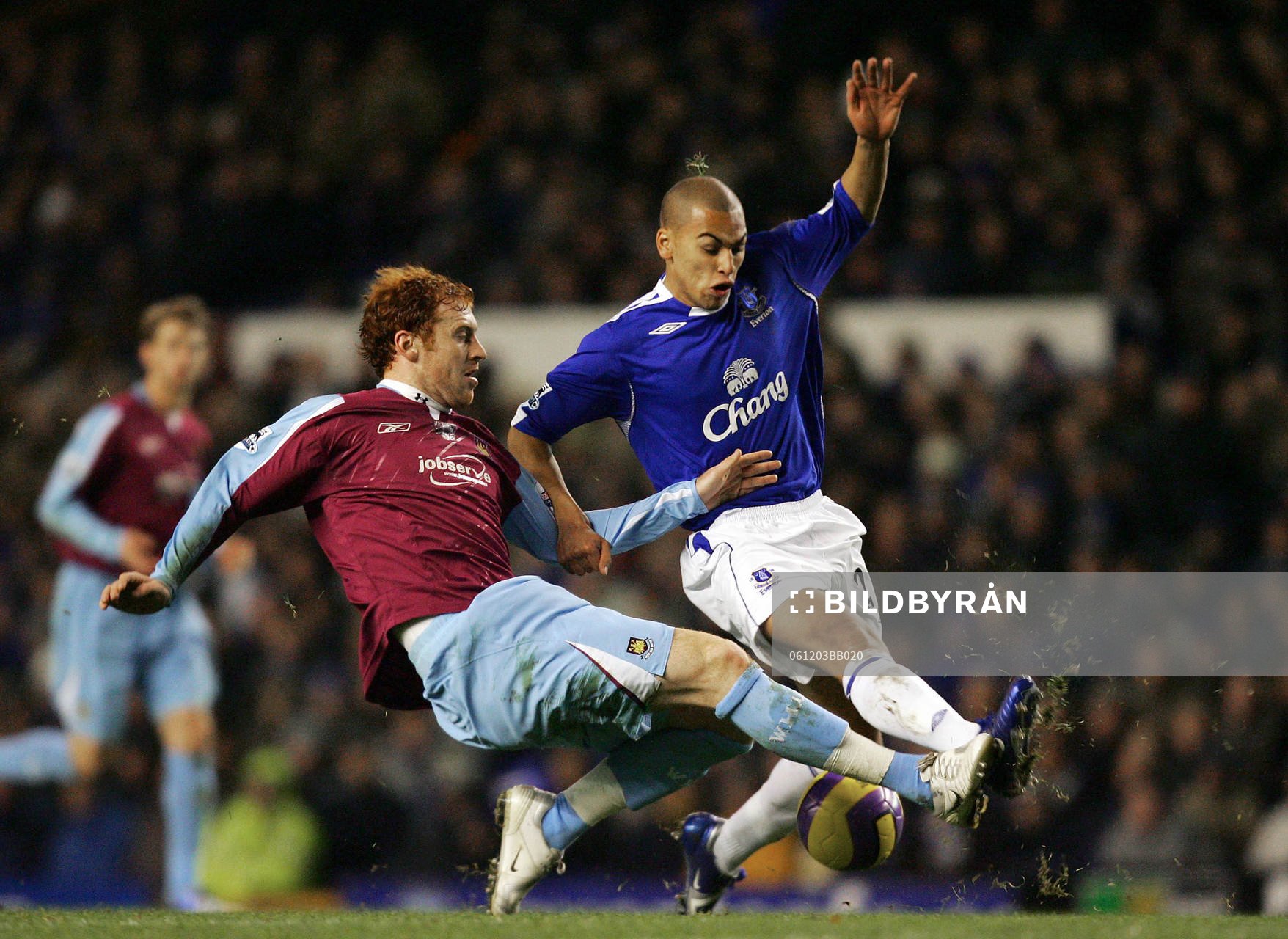 James Vaughan, Everton och  James Collins, West Ham