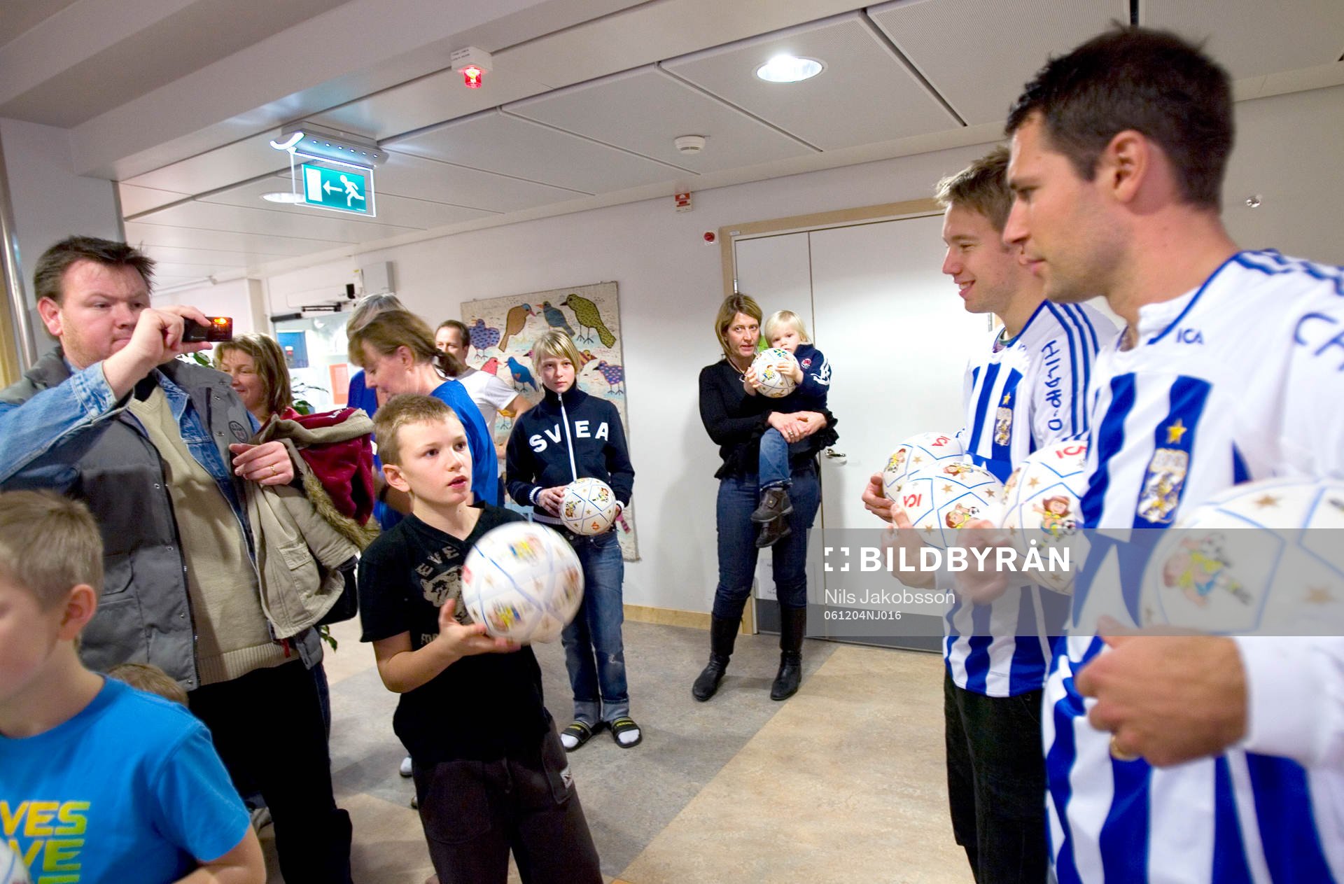 Fotboll, IFK Göteborg besöker barnkliniken på Östra