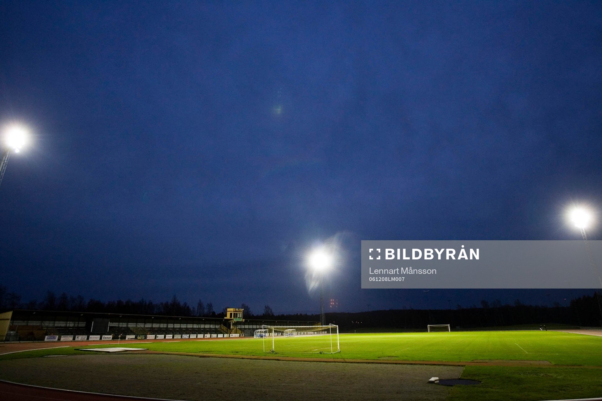 Österås idrottsplats i Hässleholm, arena. Elljus,