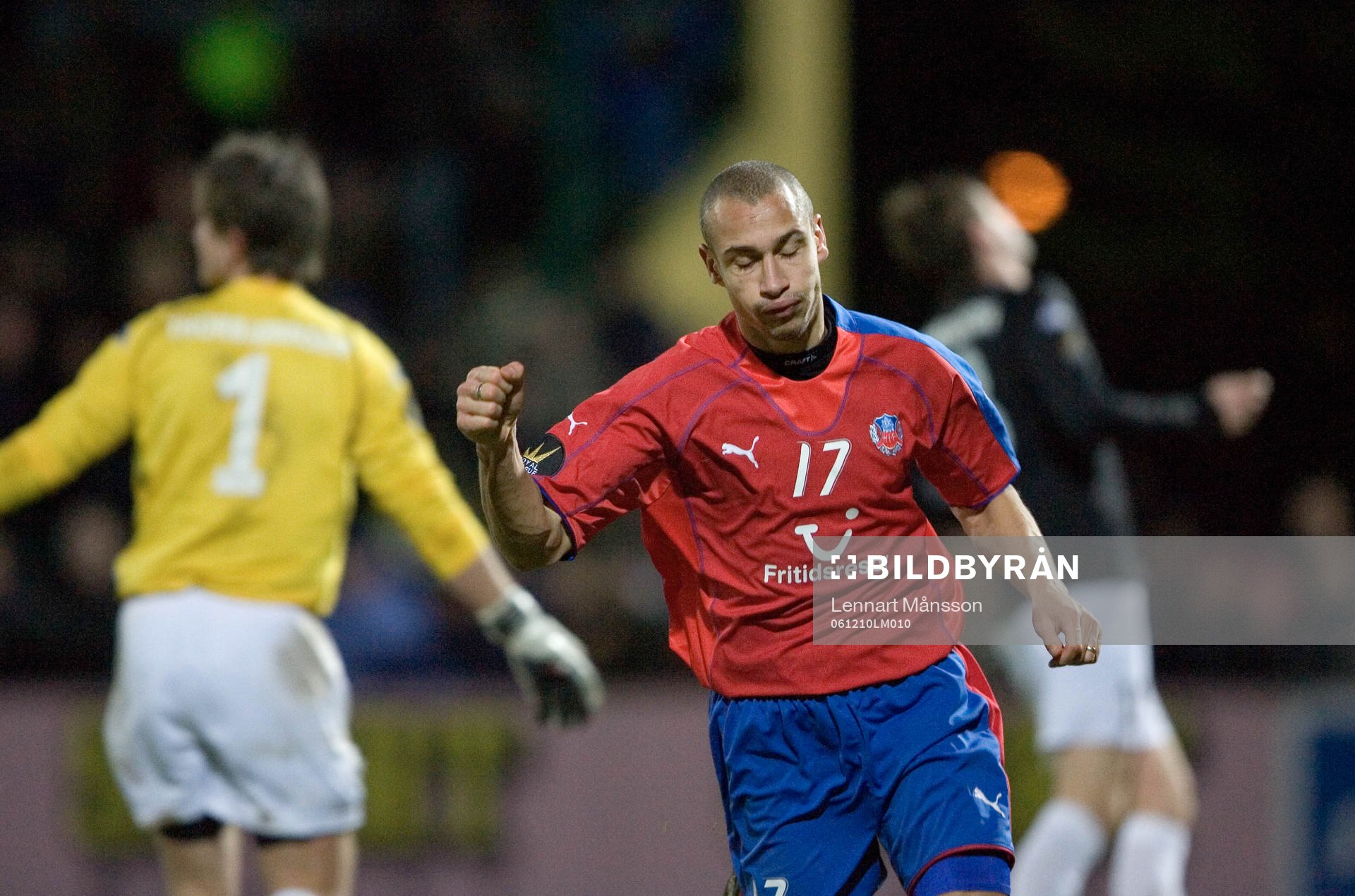 2-2, Henrik Larsson, Helsingborg har kvitterat och jublar