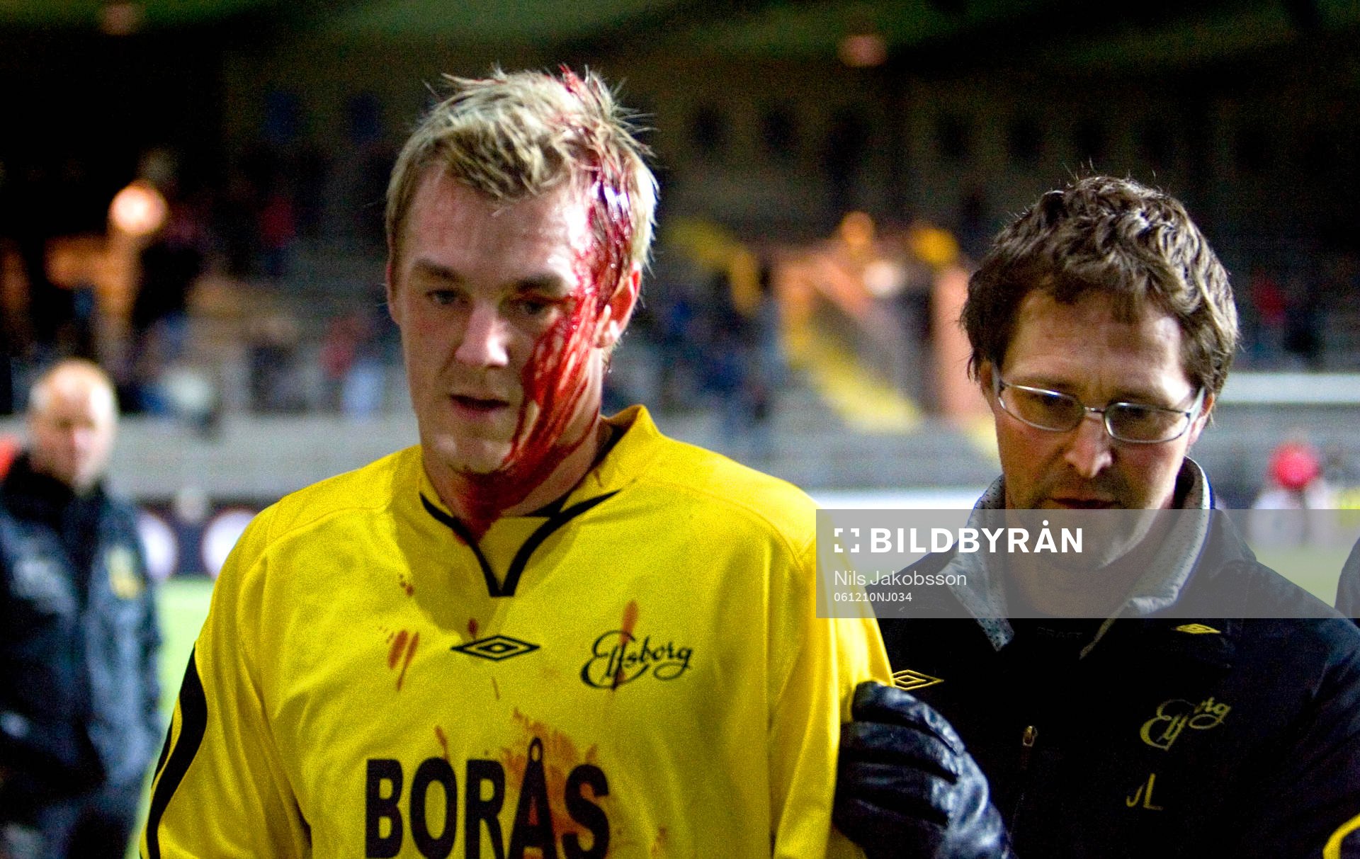 Mathias Svensson, Elfsborg. Skada, blod