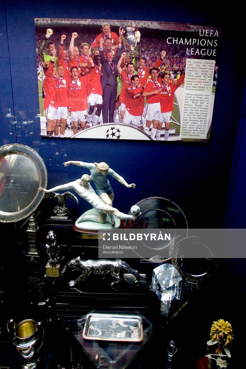 Museum på Old Trafford, pokaler, priser, prisskåp