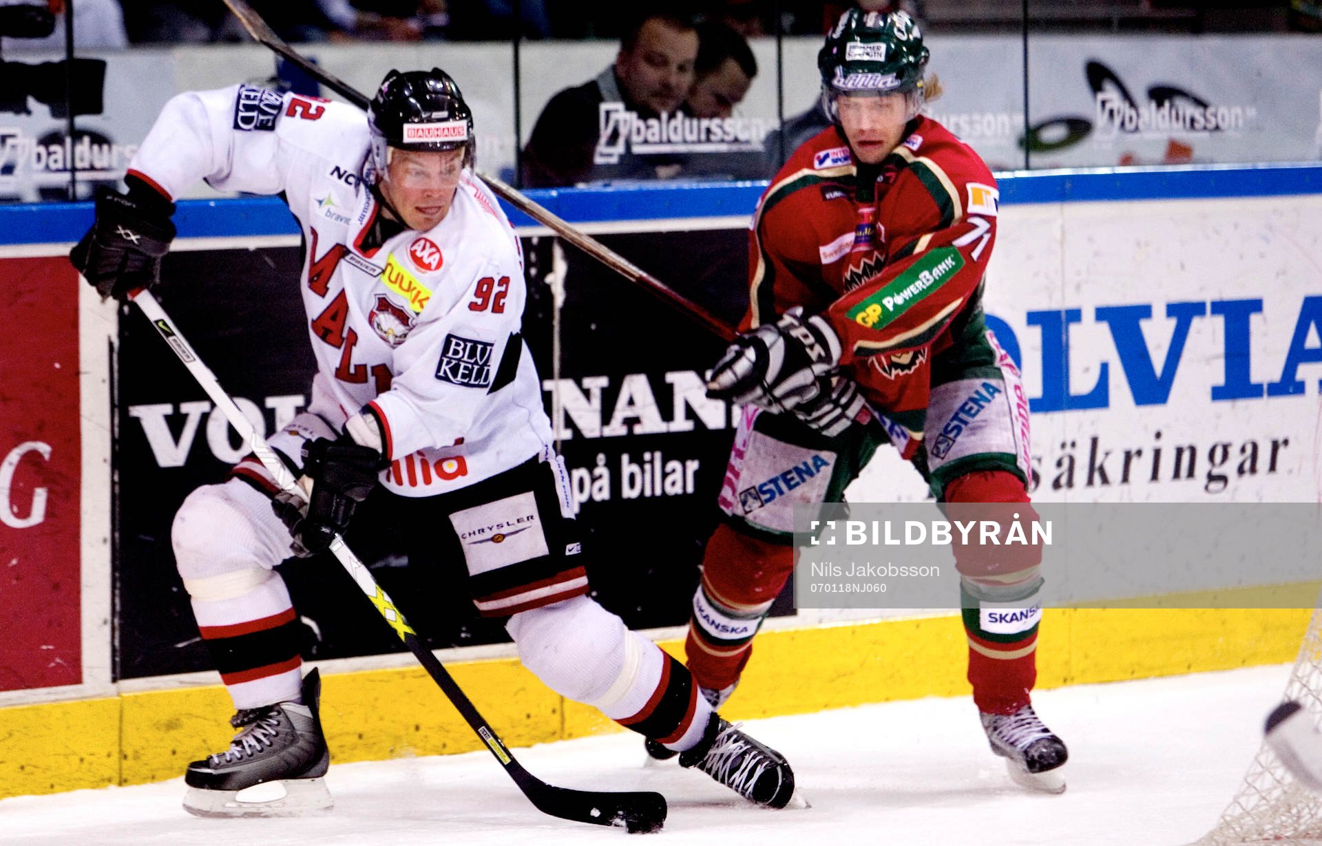 Tomi Kallio, Frölunda, rappar Markus Mathiasson, Malmö