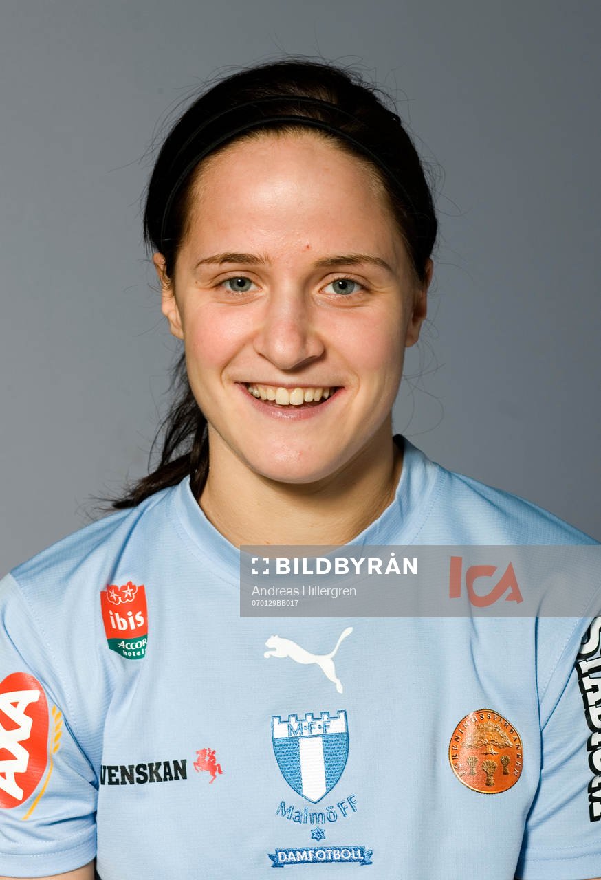   Nanna Johansen.