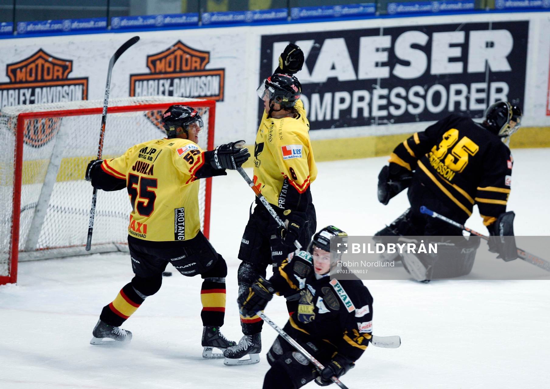 Johan Berggren och Patrik Juhlin, Västerås, jubel