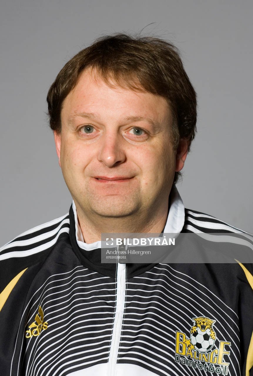  Mikael Lagnebratt, assisterande tränare.