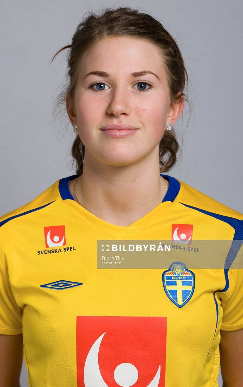 Emma Berglund, Sverige