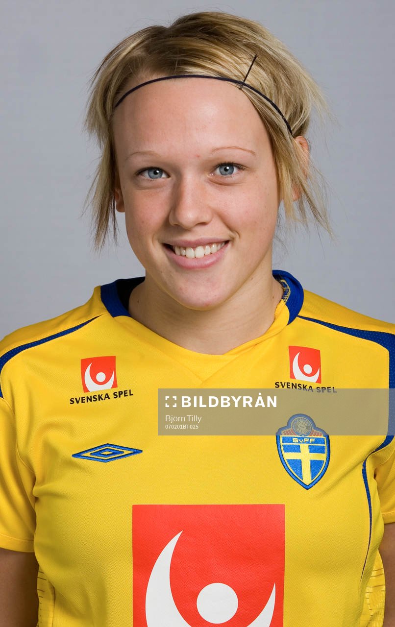 Linnéa Liljegärd, Sverige