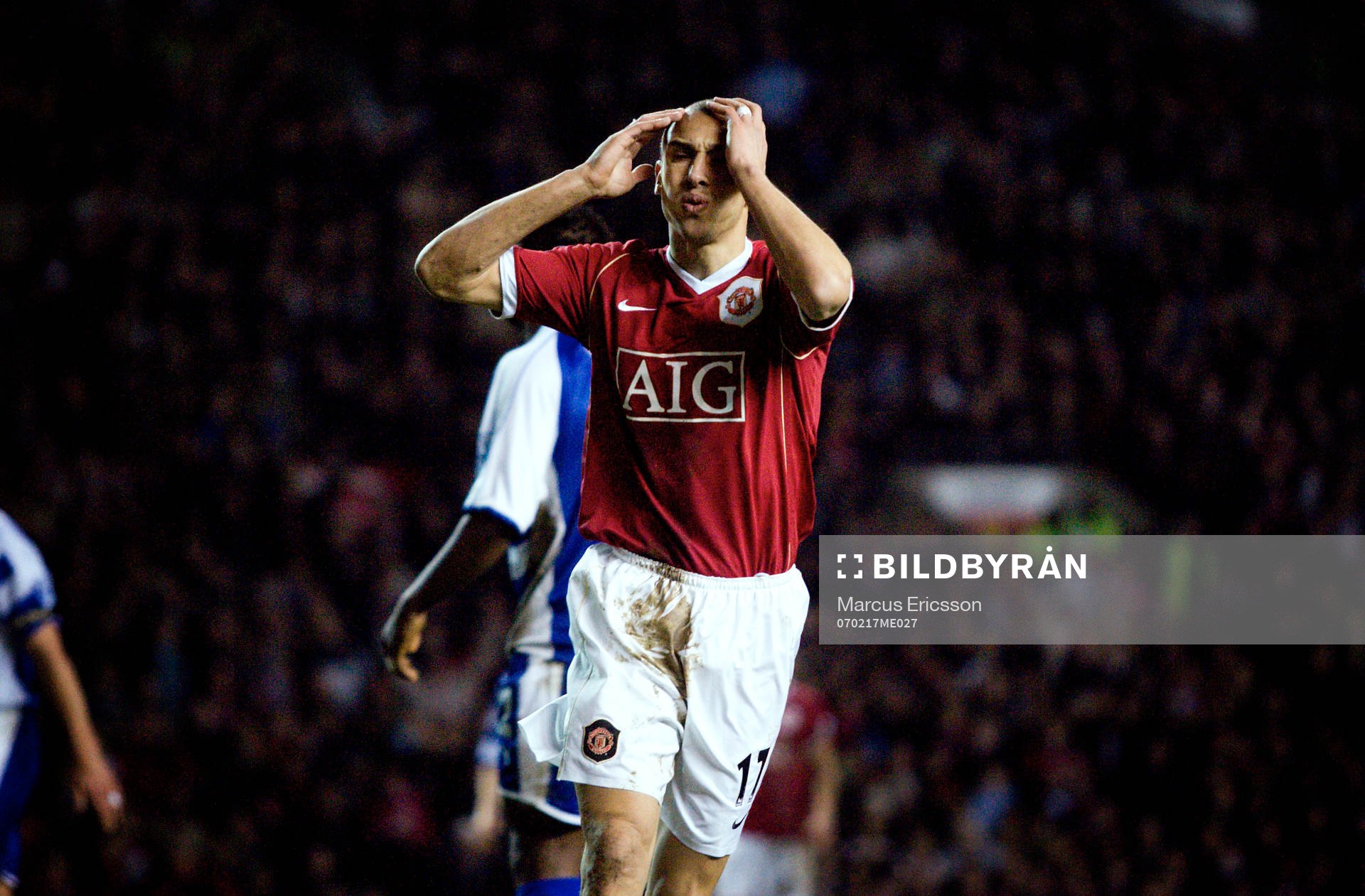 Henrik Larsson missar en målchans