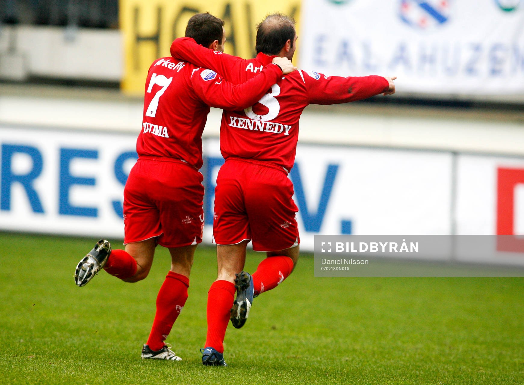 Kennedy Bakircioglü, och Sharbel Touma, Twente, jubel