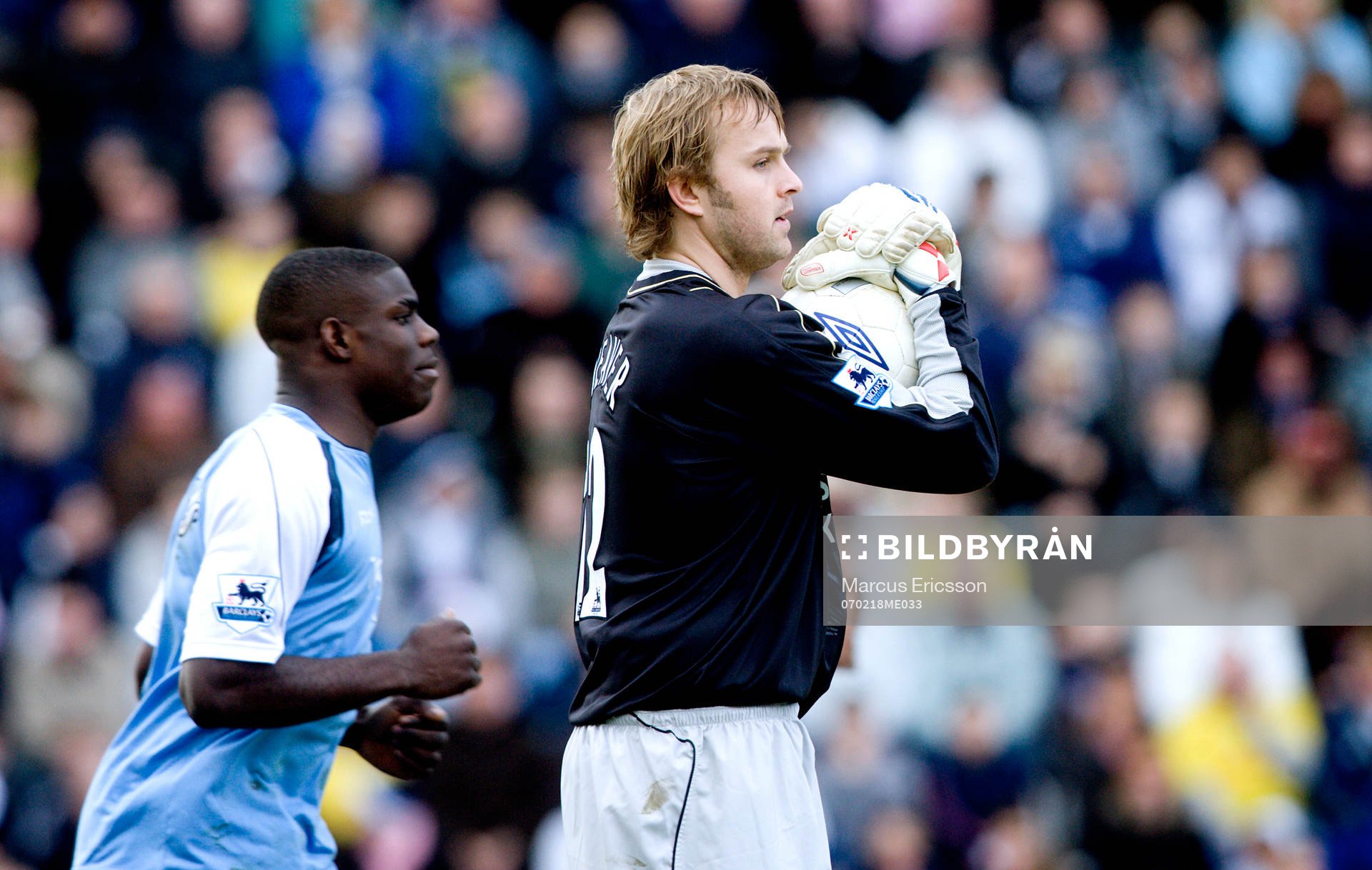 Nicky Waever, Målvakt Manchester City