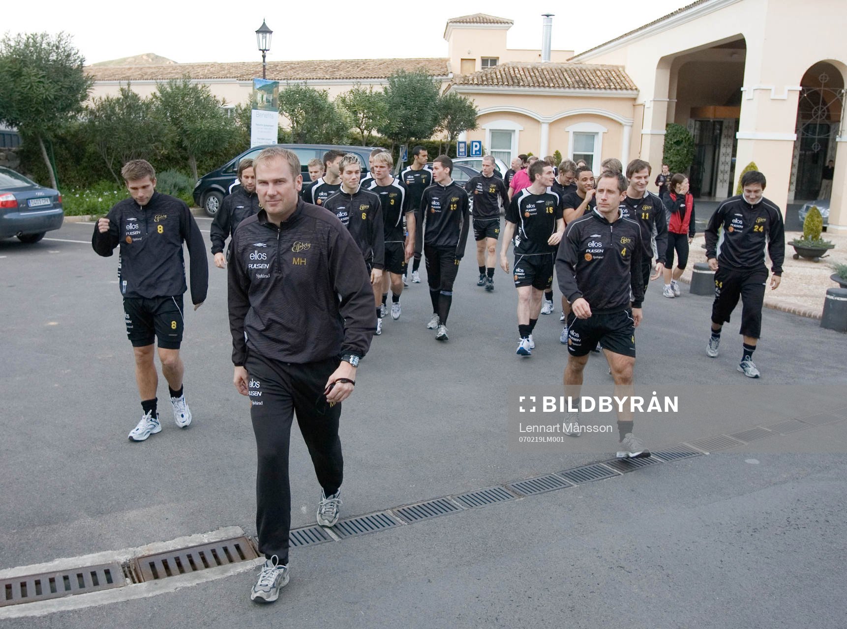 Fotboll, träningsläger, Elfsborg: Direkt väntade en löprunda och tränaren Magnus Haglund tar täten.