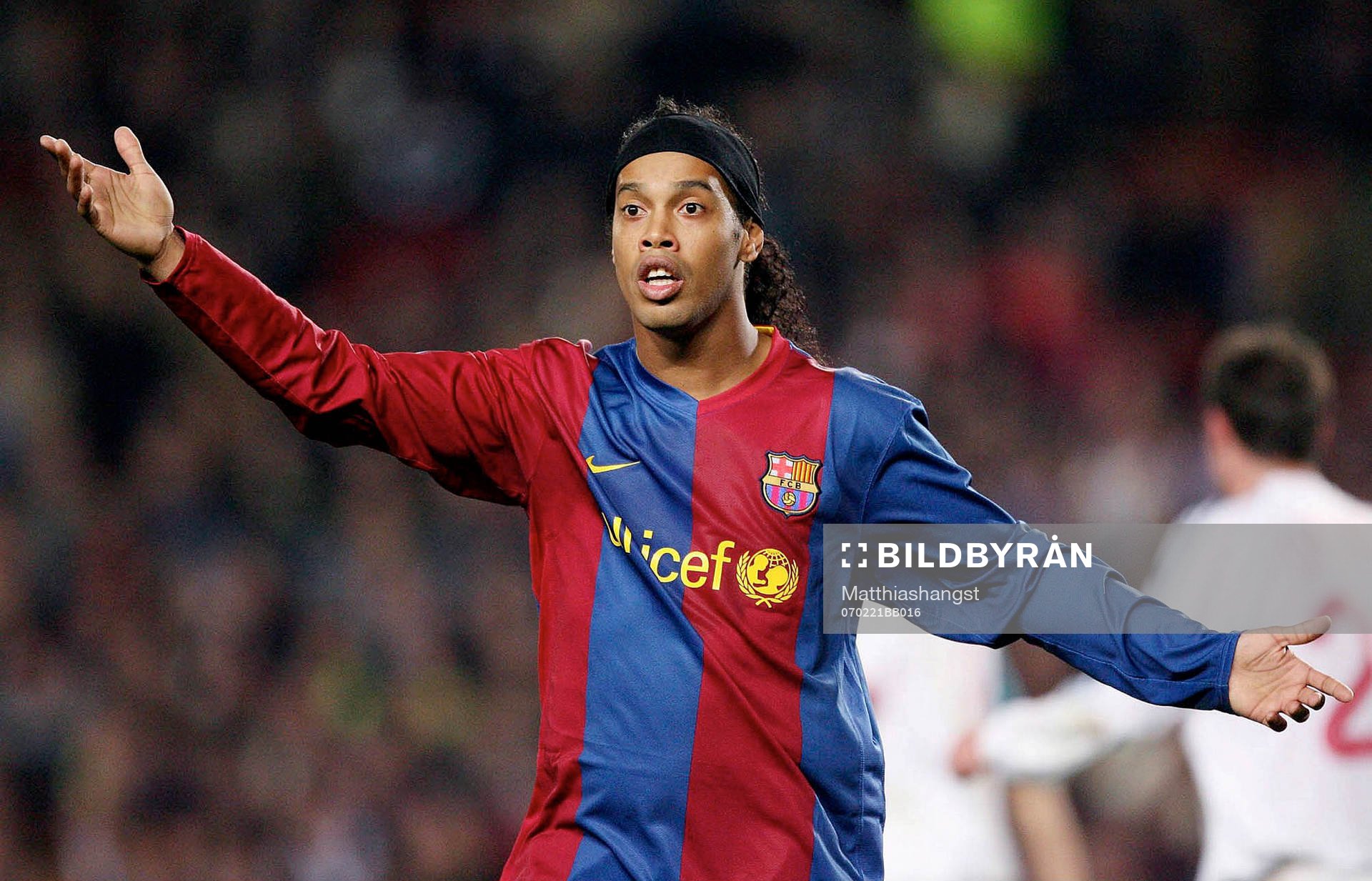 Ronaldinho, Barcelona