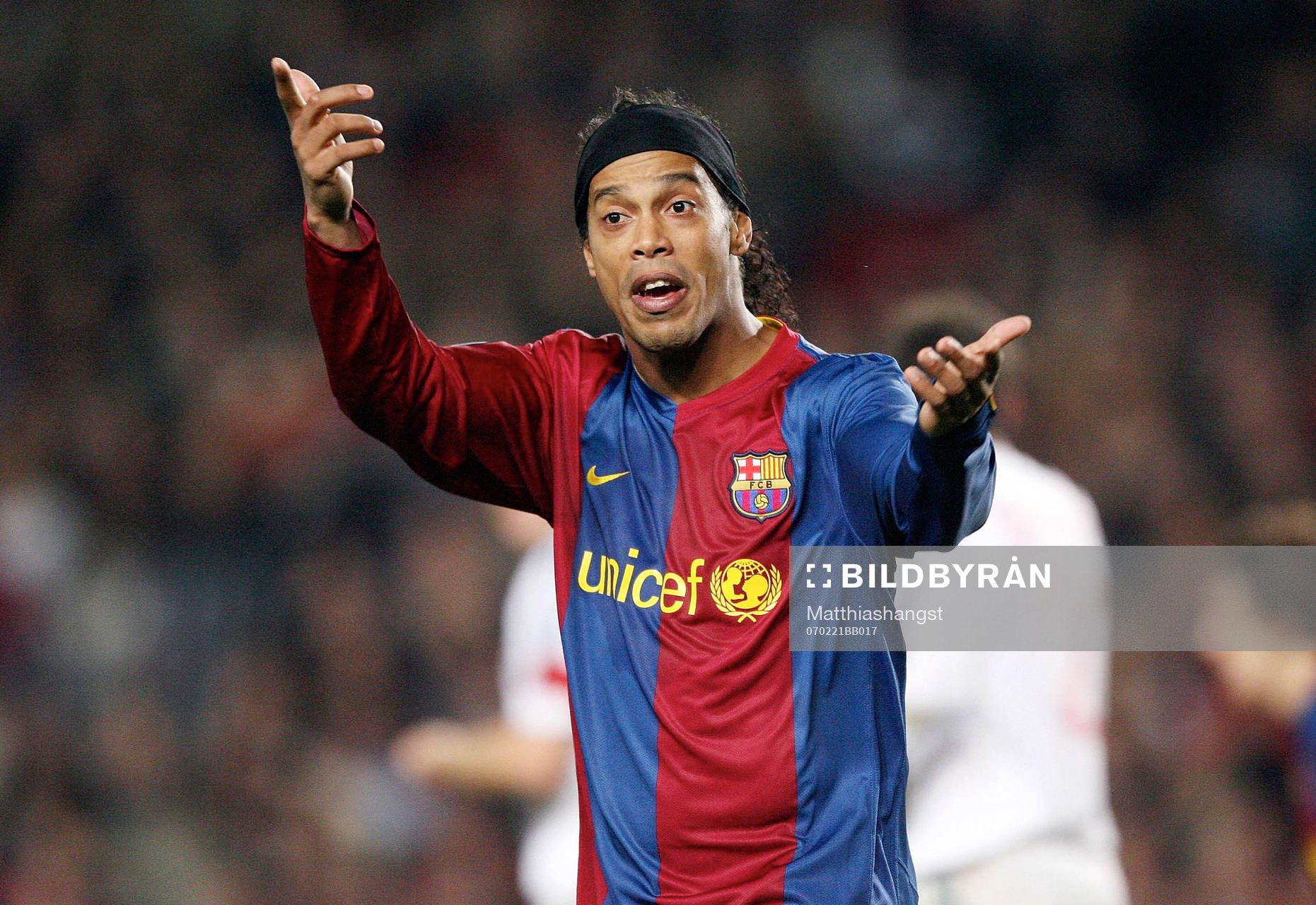 Ronaldinho, Barcelona