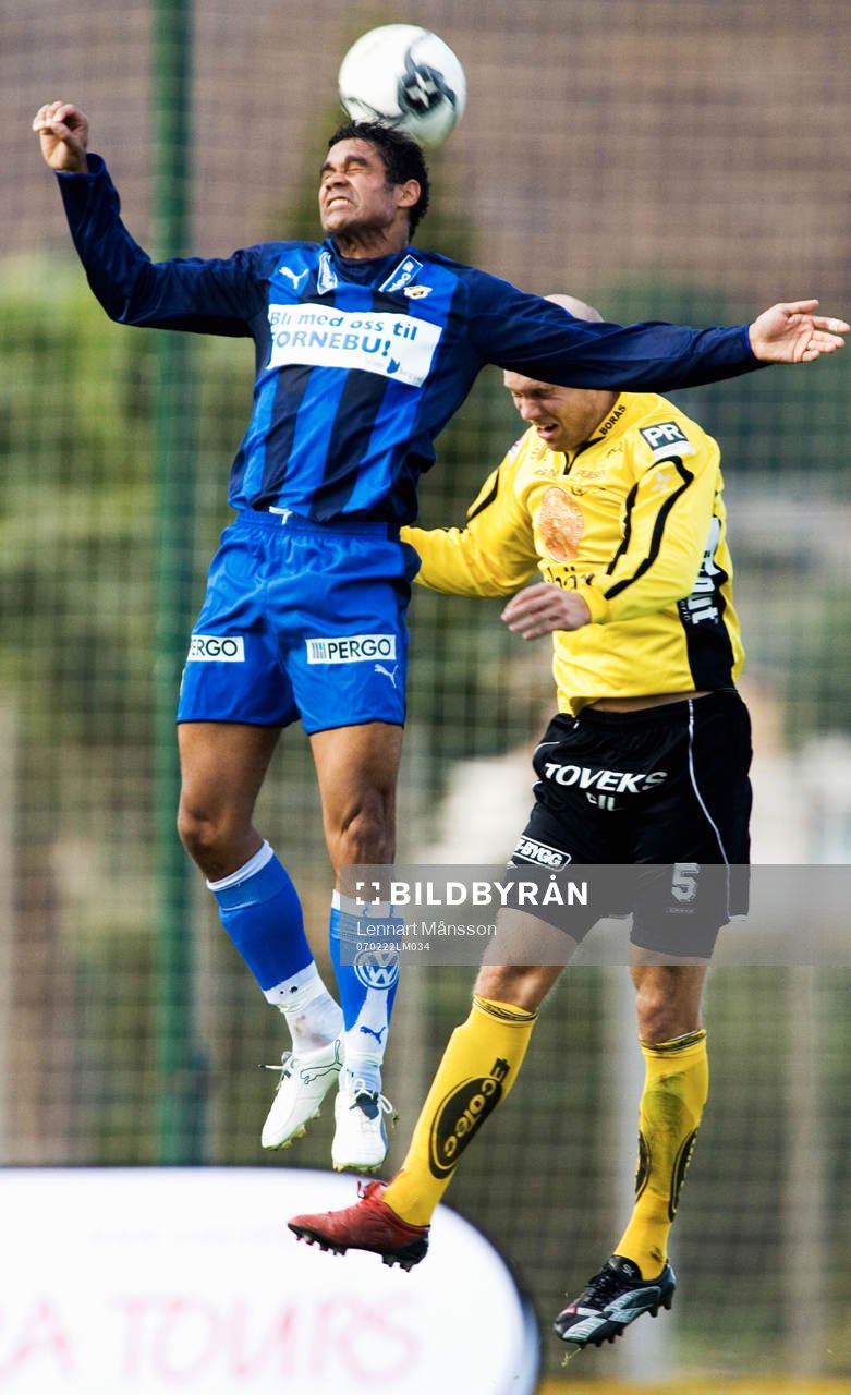 Daniel Nannskog vinner nickduell mot Martin Andersson