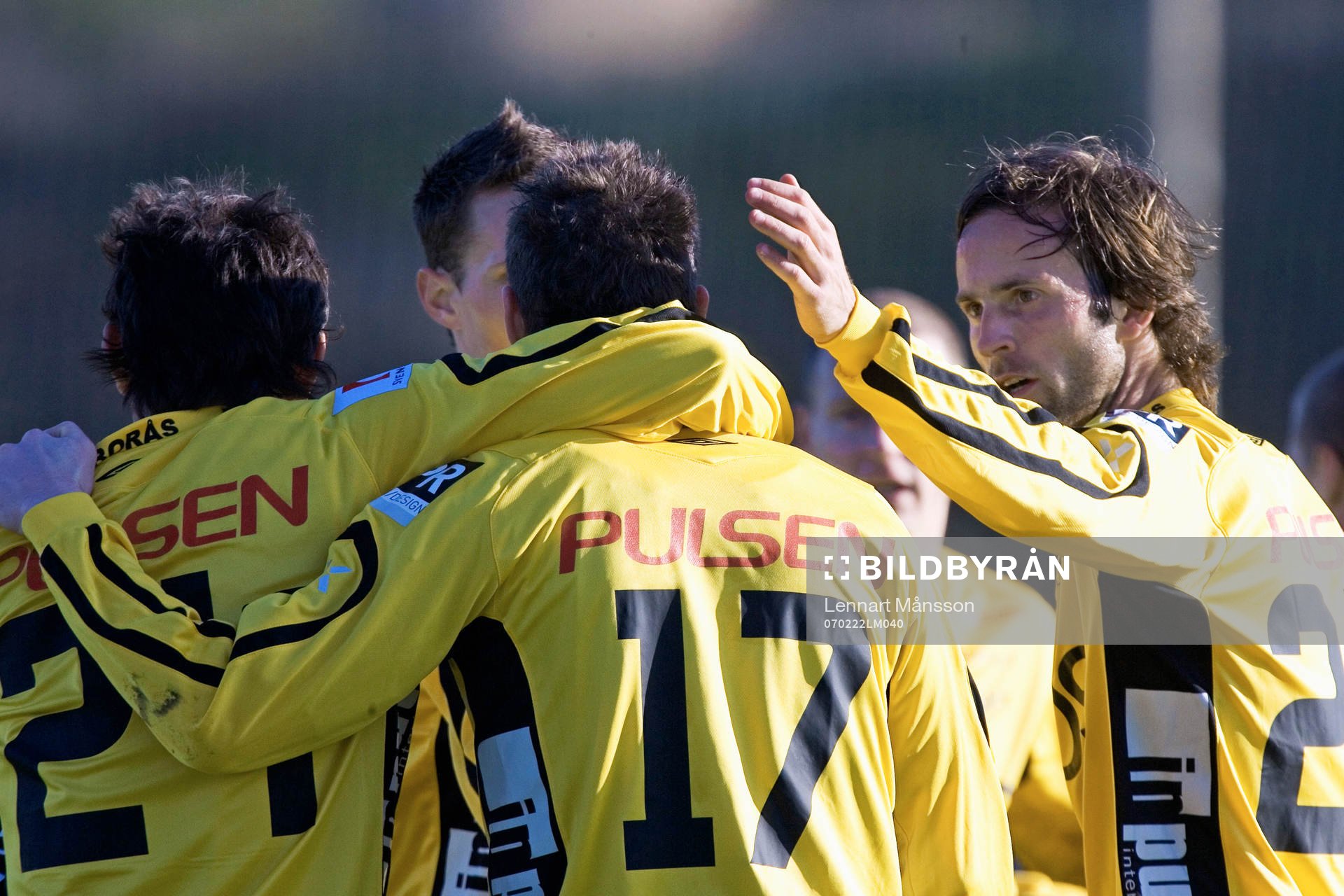 2-2, Elfsborg jublar, bl.a. de nya Mattias Florén och James Keene som slet fram bollen till målskytten Samuel Holmén.