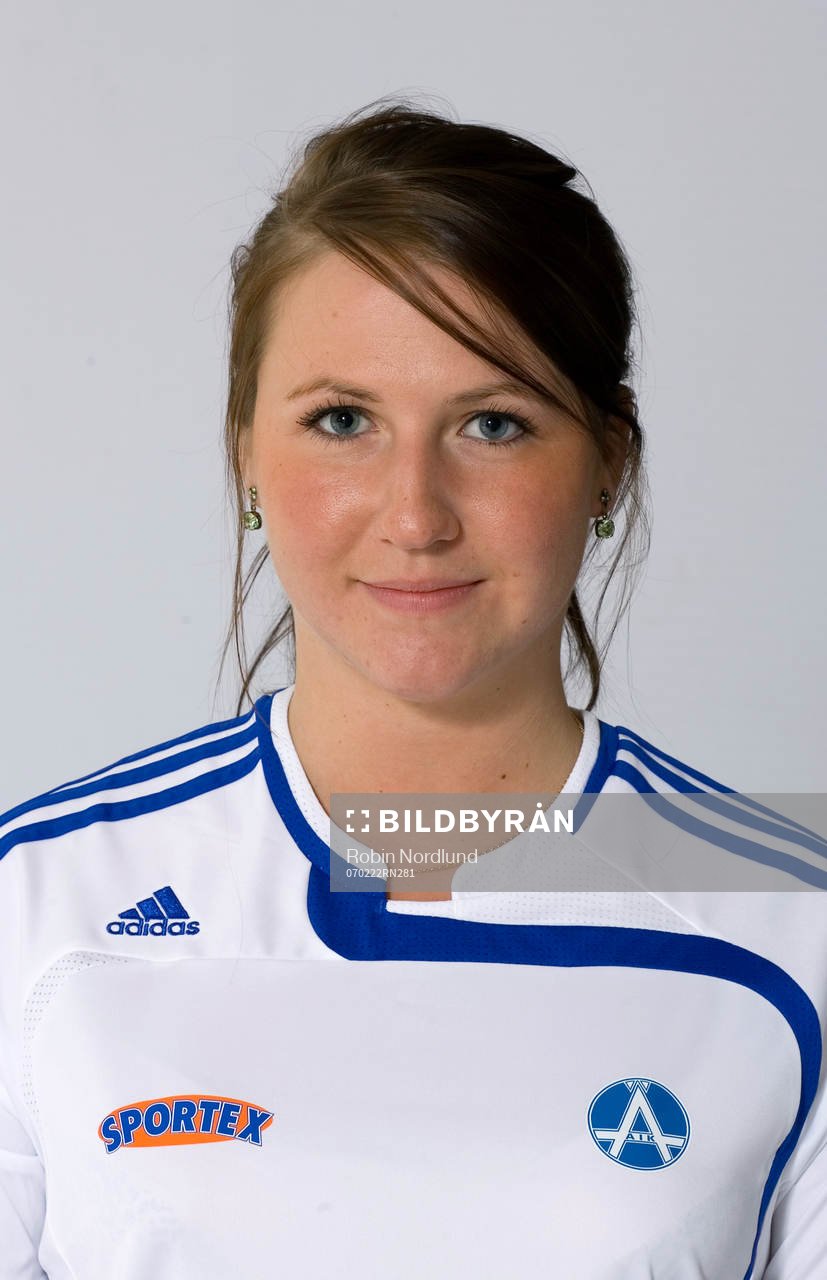 Lotta Backman