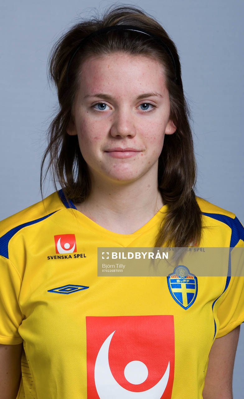 Elin Danielsson, Sverige