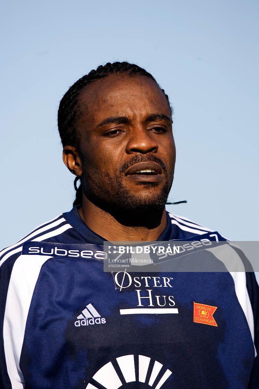 Peter Ijeh, Viking