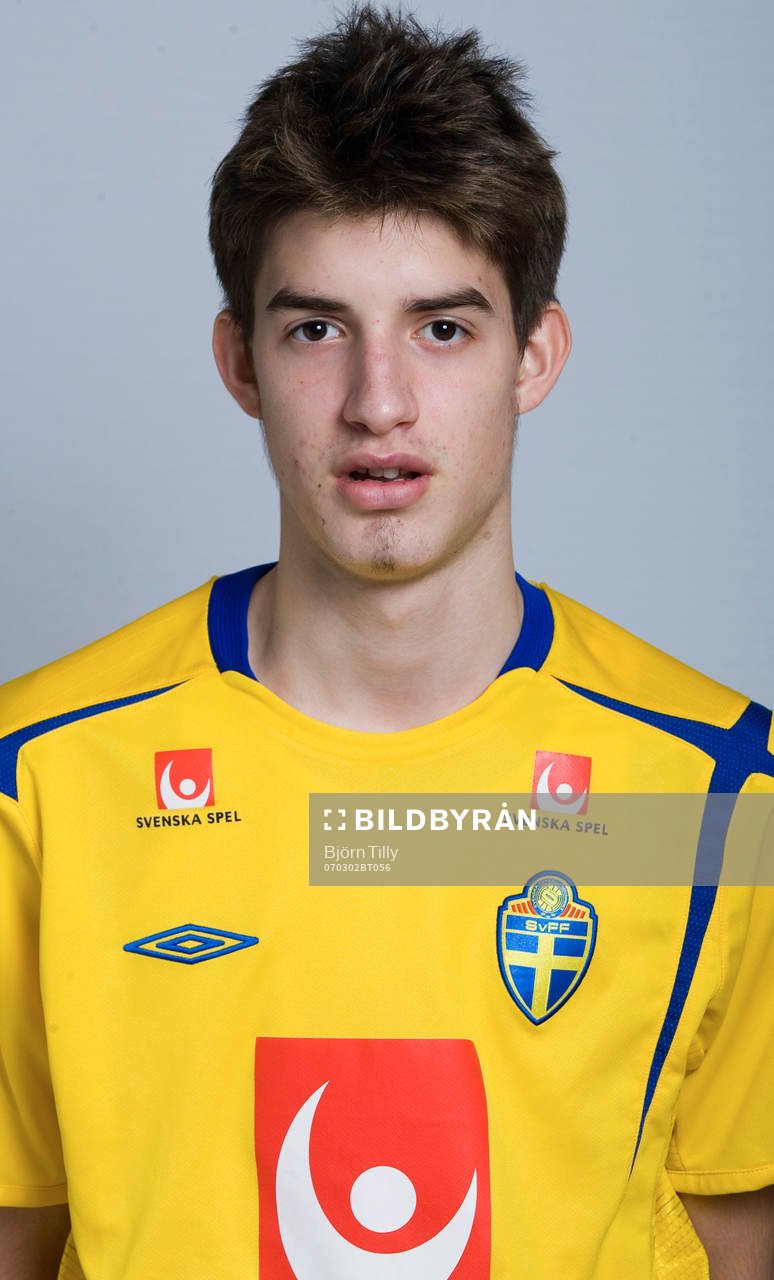 Muamet Asanovski, Sverige