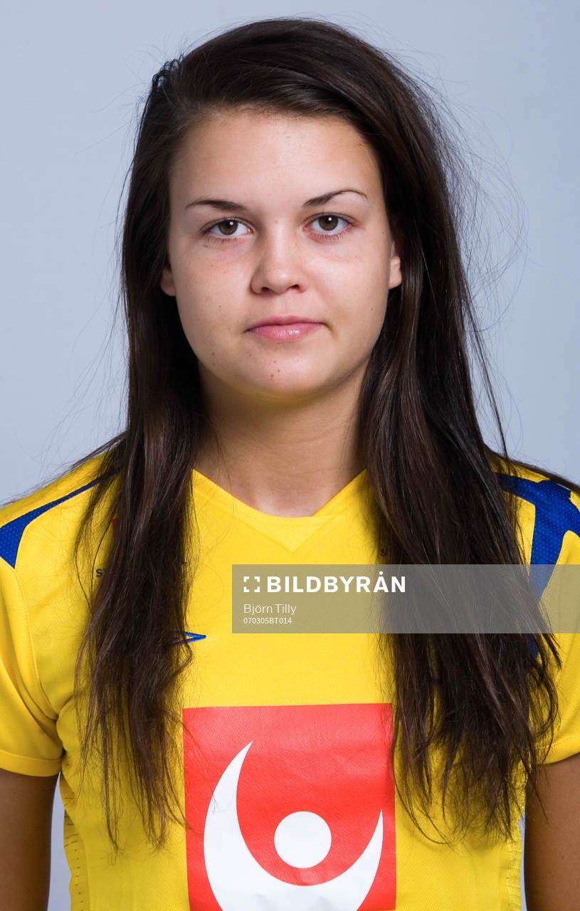 Emilia Appelqvist, Sverige
